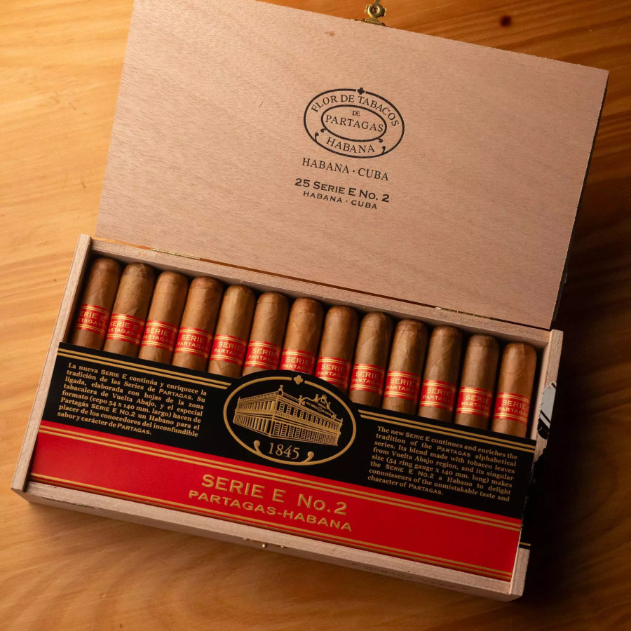 charuto autêntico Partagas E2 - Charutos Curitiba